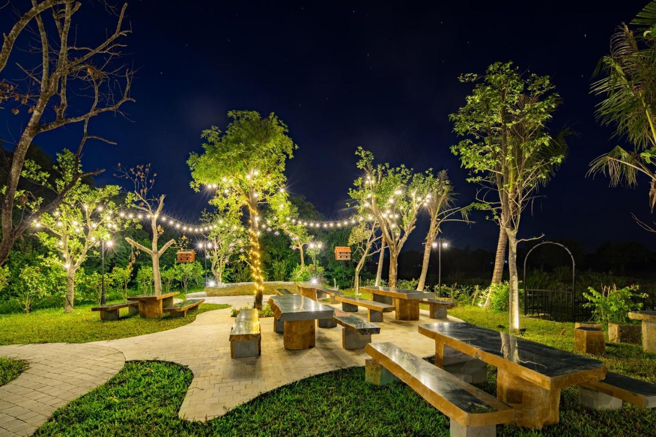 Bai Dinh Riverside Resort & Spa Ніньбінь Екстер'єр фото